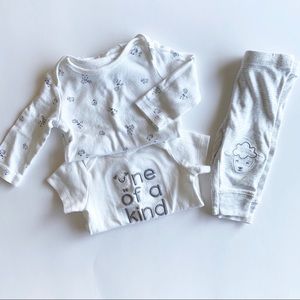 Carter’s White + Gray Lamb Set